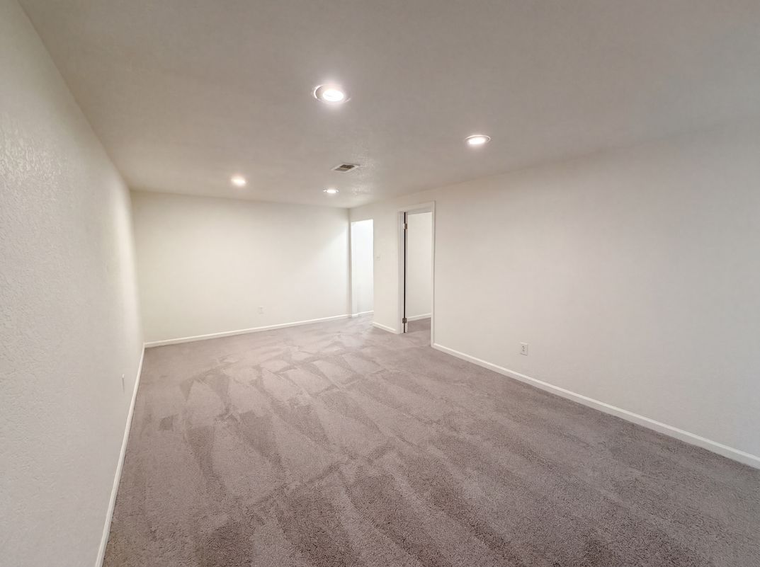 Photo 10 of 22 of 5421 Raritan Way, Denver, CO