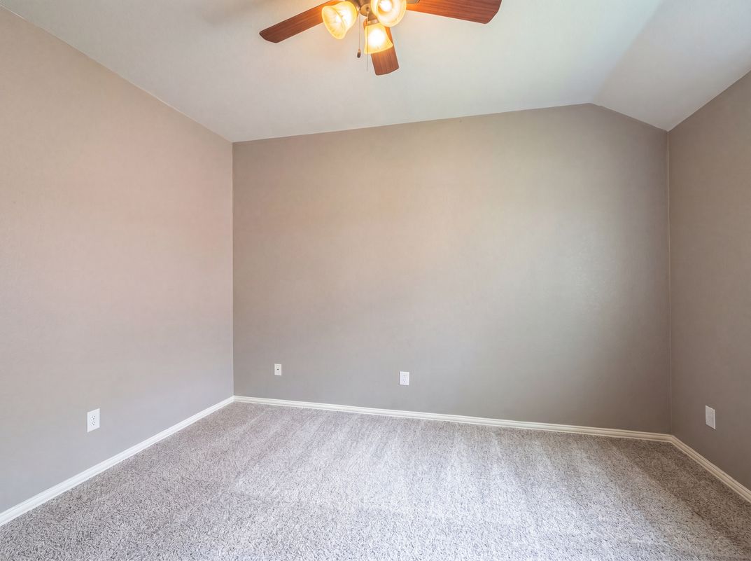Photo 12 of 17 of 1441 Forest Oaks Ct, Frisco, TX