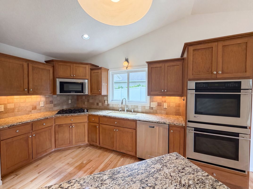 Photo 2 of 34 of 12754 Ibis St NW, Coon Rapids, MN