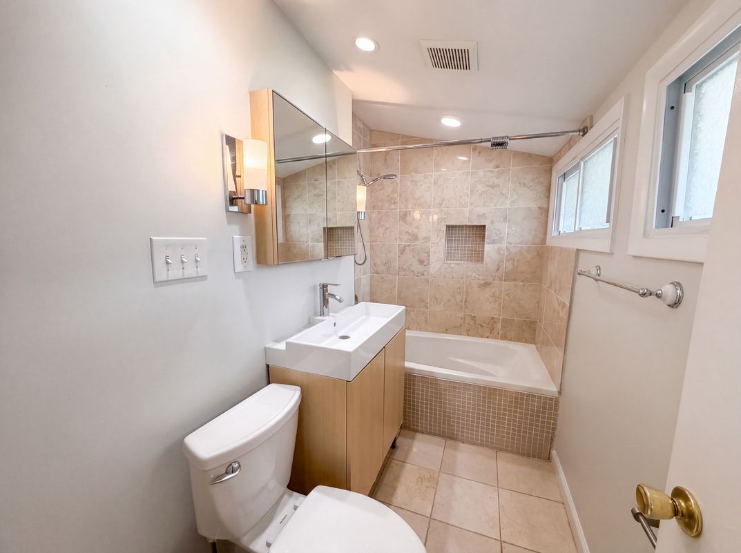 Photo 9 of 21 of 7405 Flower Ave, Takoma Park, MD