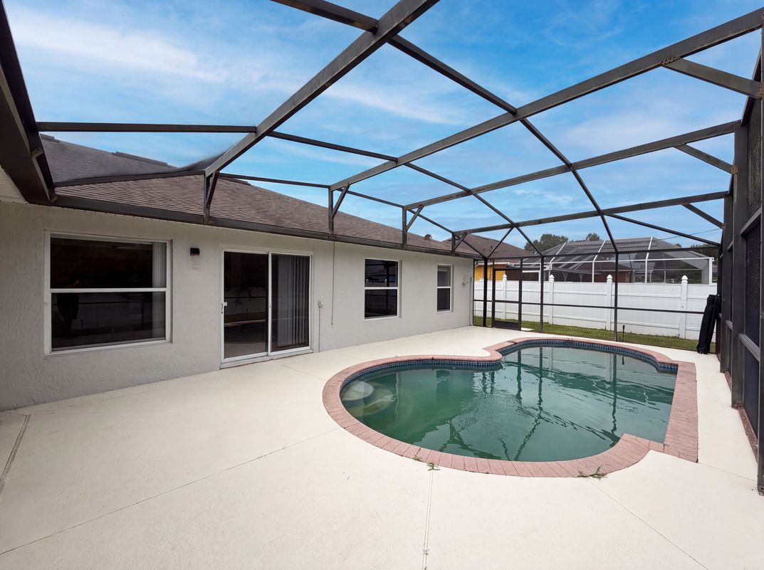 Photo 19 of 20 of 2366 Belen Dr, Deltona, FL
