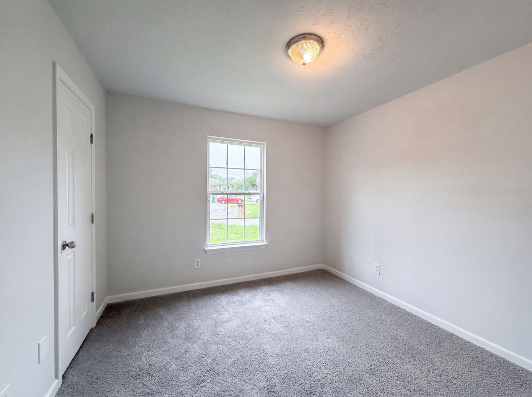 Photo 15 of 21 of 1125 Sima Shabat Ct, La Vergne, TN