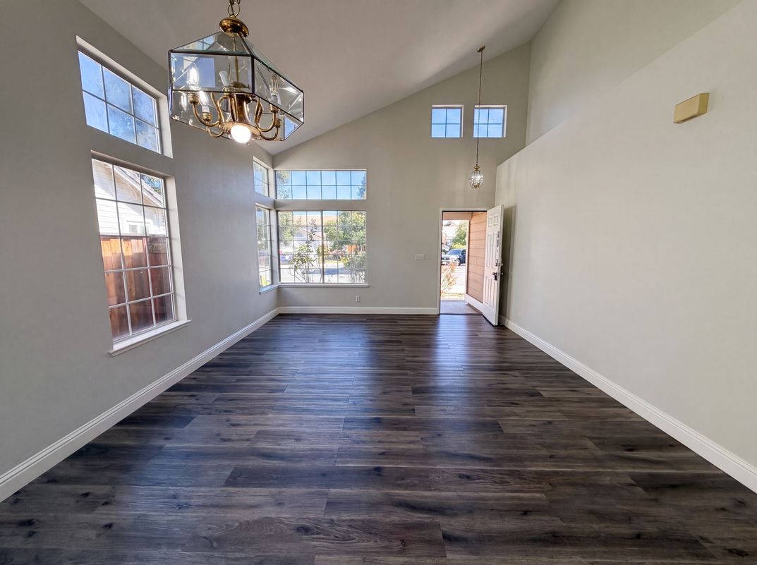 Photo 6 of 41 of 5150 Brookfield Ct, Antioch, CA