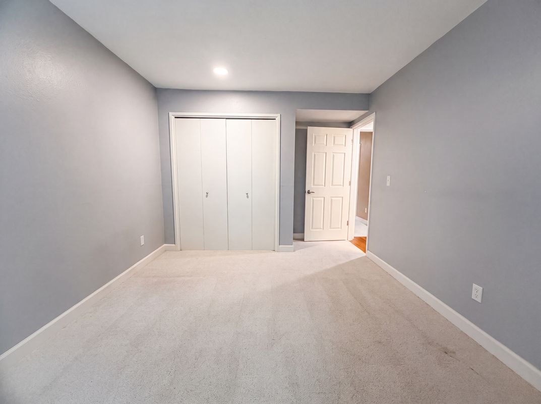 Photo 12 of 22 of 48 Eagle Crest Dr, Lake Oswego, OR