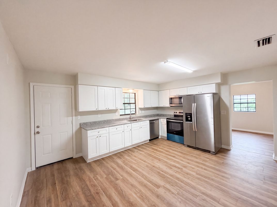 Photo 7 of 26 of 6520 NW 61st Ct, Ocala, FL
