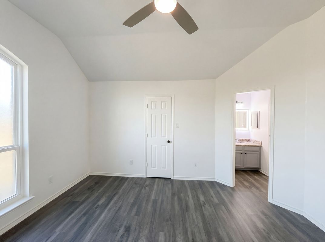 Photo 12 of 24 of 2406 Manchester Dr, Carrollton, TX