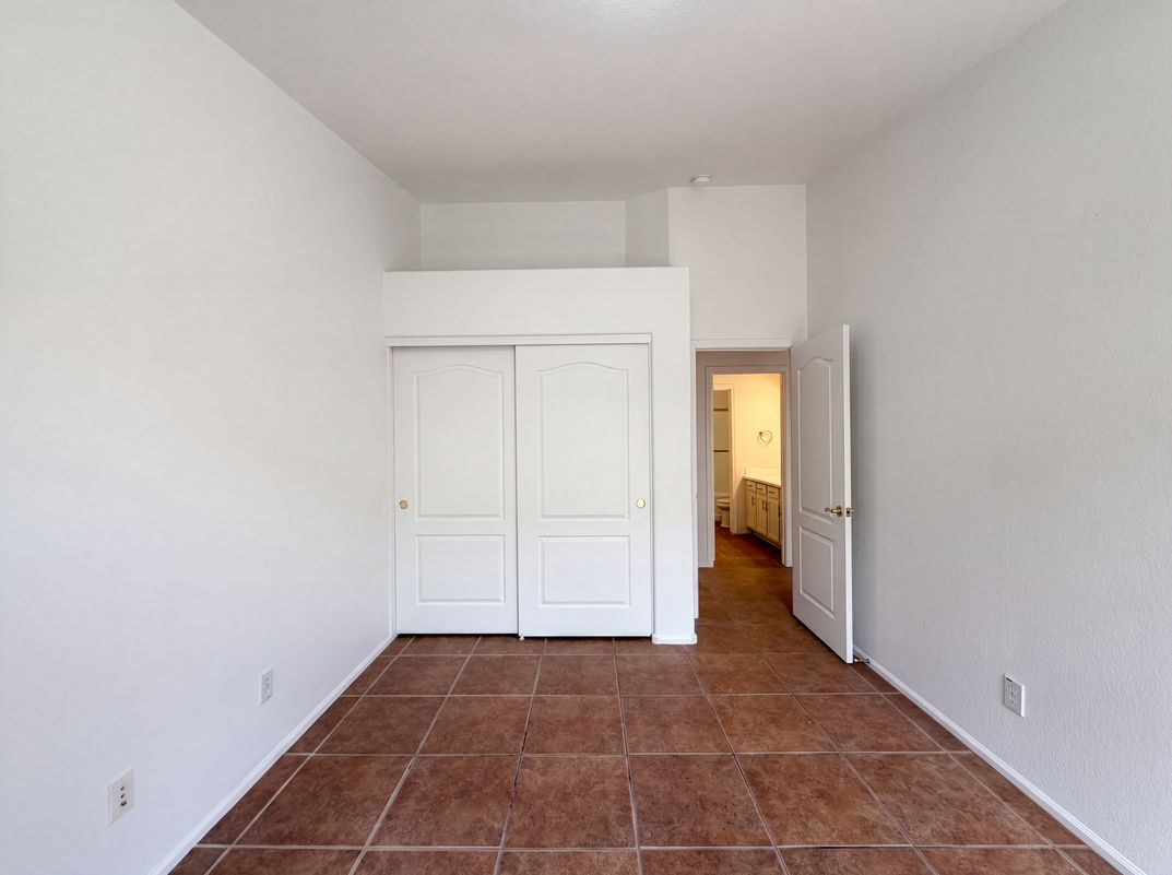 Photo 17 of 30 of 16735 W McKinley St, Goodyear, AZ