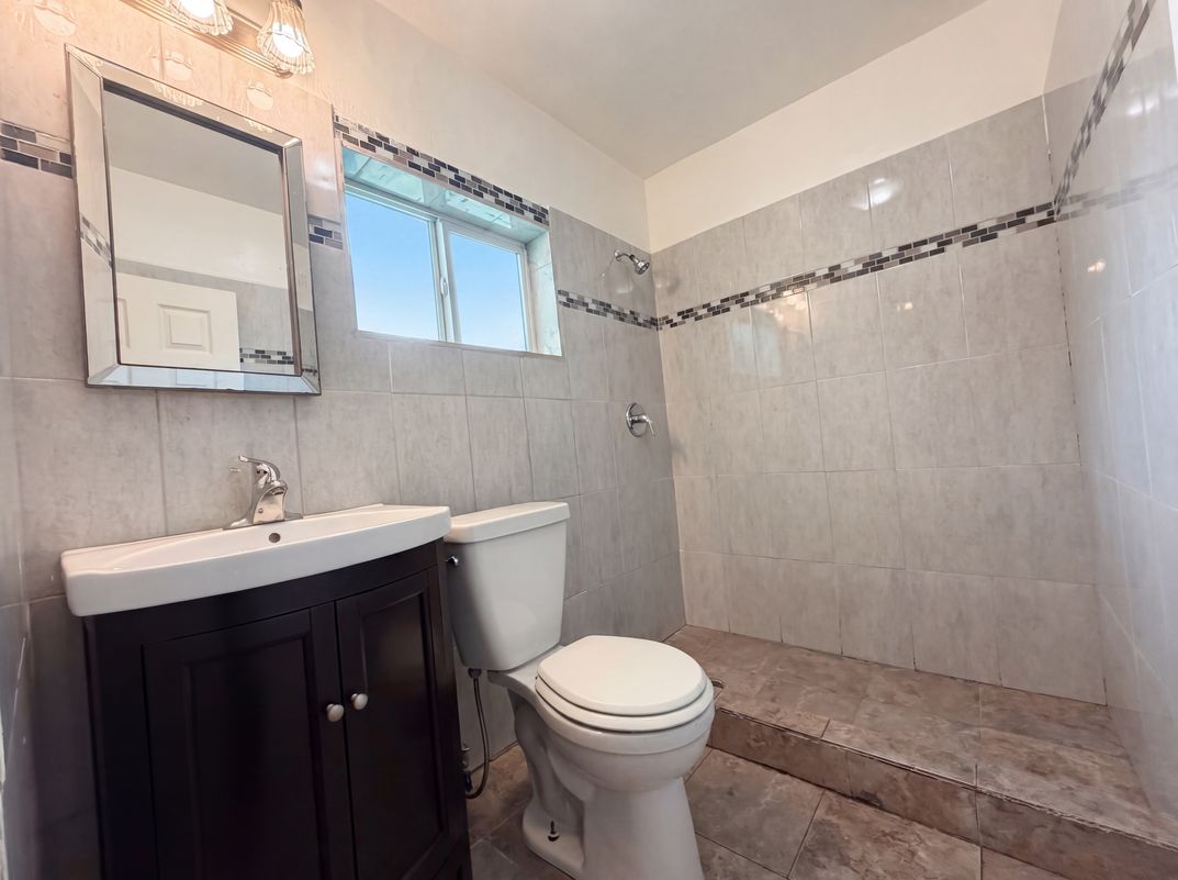 Photo 16 of 42 of 11950 Lee Ave, Adelanto, CA