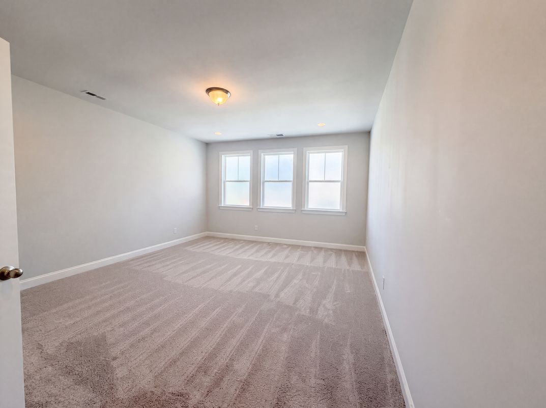 Photo 6 of 21 of 147 Monteray Oaks Cir, Fort Mill, SC