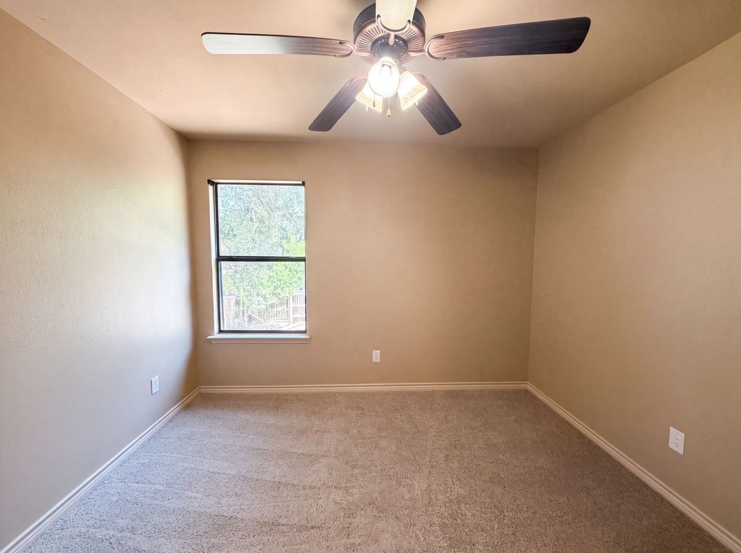 Photo 10 of 20 of 1305 Rocky Ridge Trl, Harker Heights, TX