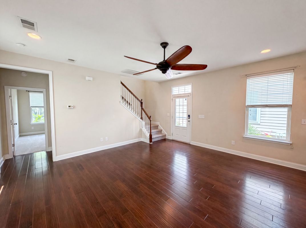 Photo 7 of 15 of 1013 Ashley Garden Blvd, Charleston, SC