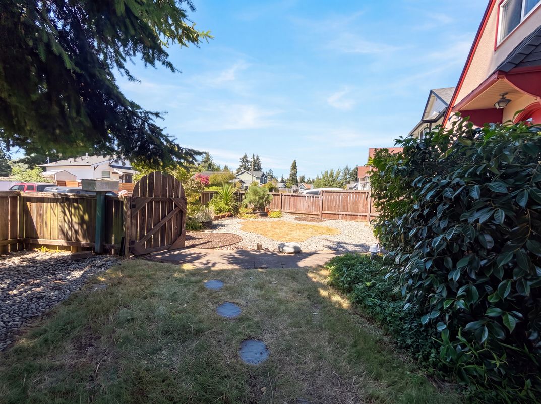 Photo 15 of 41 of 3627 S Monroe St, Tacoma, WA