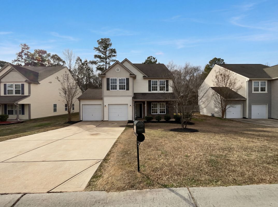 Property photo 1 of 127 Emily Crest Ln