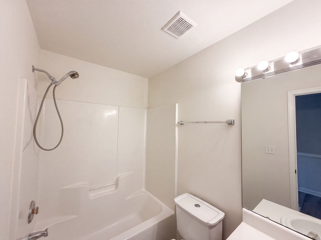 Photo 11 of 17 of 5111 Brooke Lauren Ln, Raleigh, NC