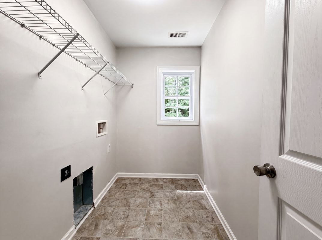 Photo 16 of 22 of 12312 Chesley Dr, Charlotte, NC