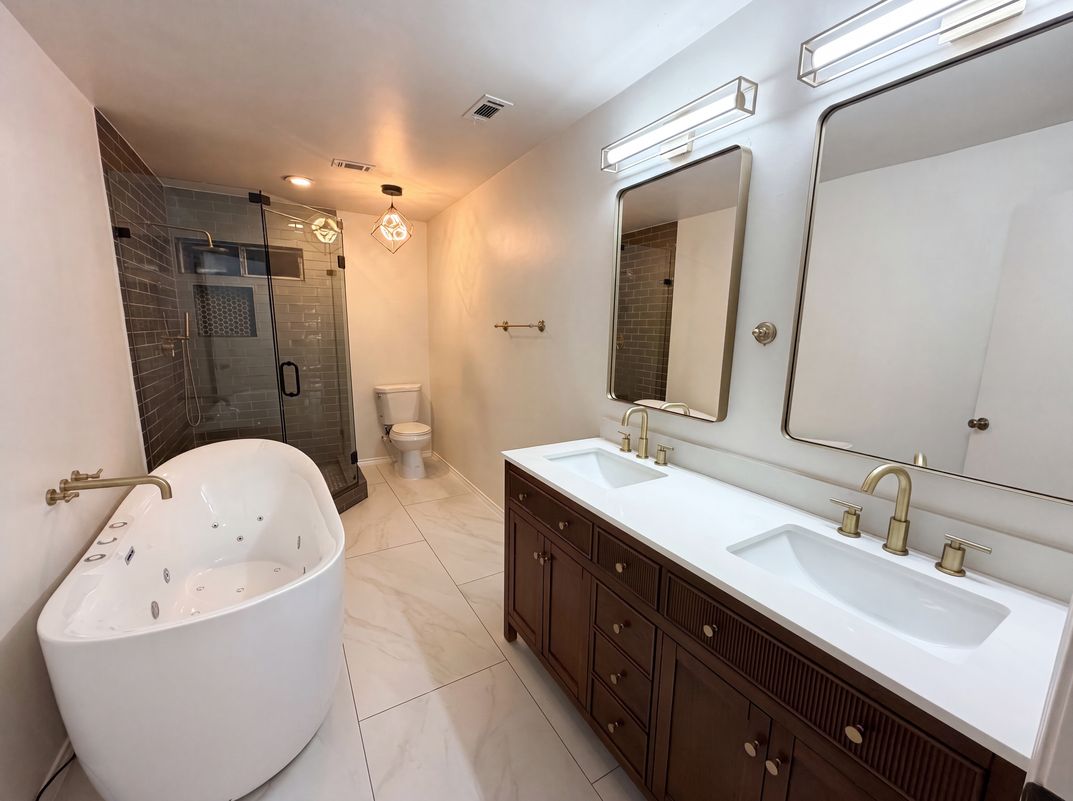 Photo 14 of 20 of 722 S Forest Ln, Duncanville, TX