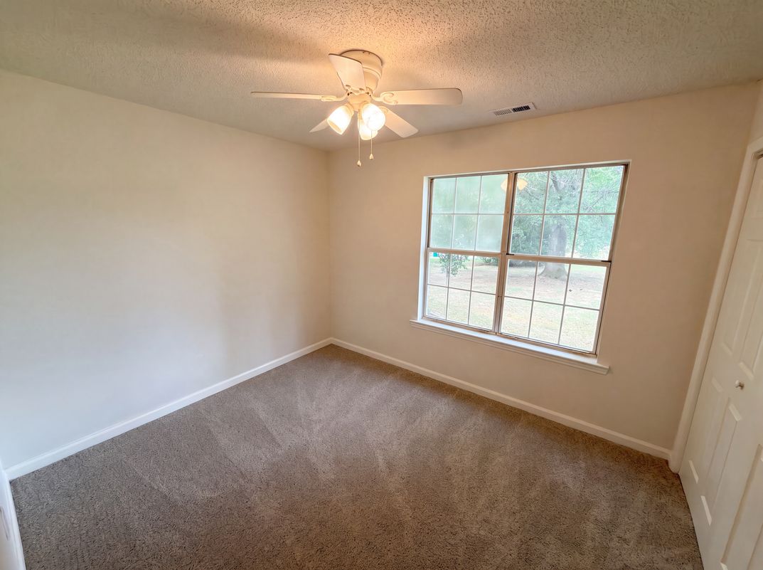 Photo 8 of 16 of 3505 Sandberry Dr, Waxhaw, NC