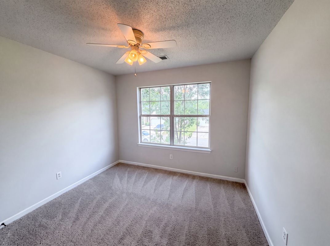 Photo 8 of 24 of 220 Longshadow Dr, Lexington, SC