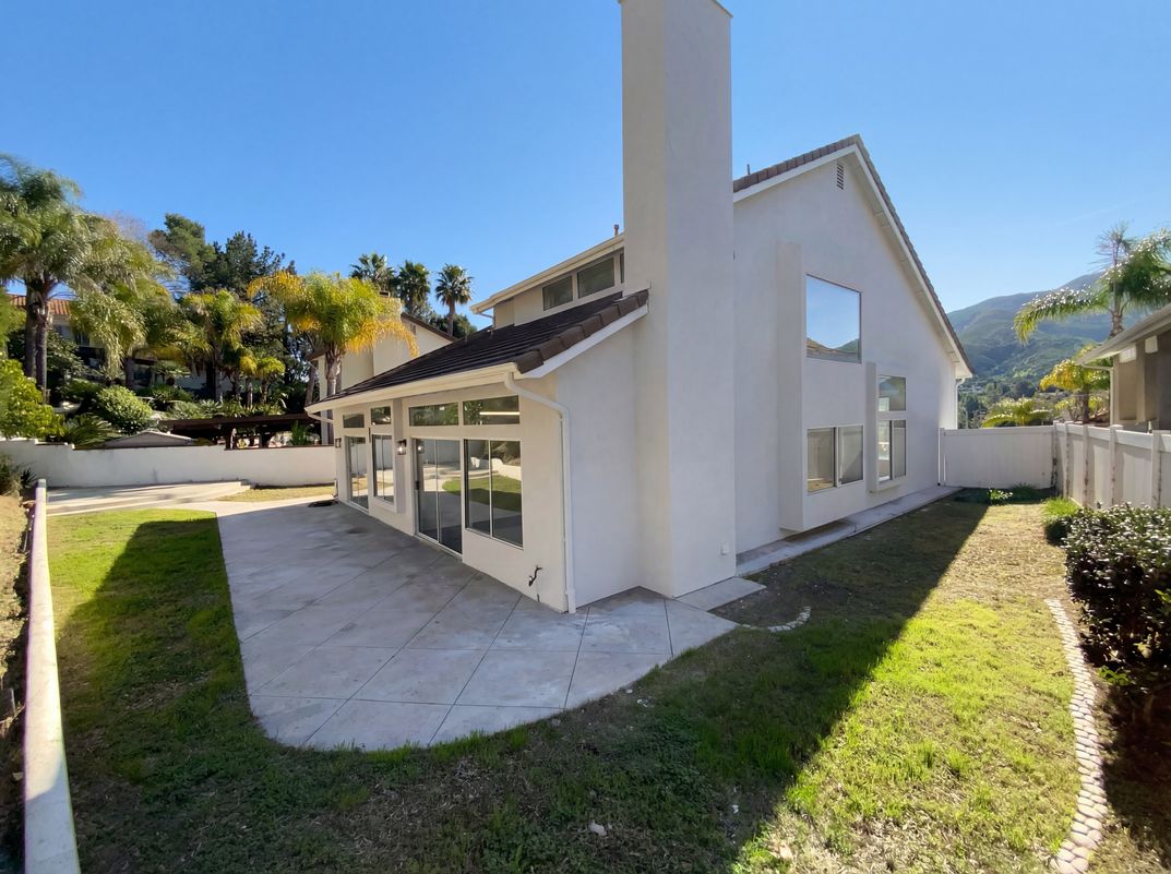 Photo 5 of 44 of 3303 Deaver Dr, Corona, CA