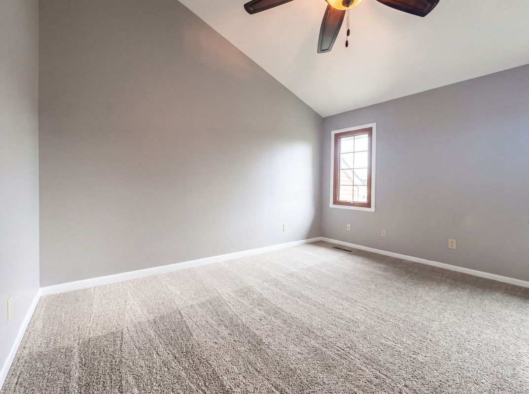 Photo 7 of 79 of 1503 Featherstone Rd, Rockford, IL
