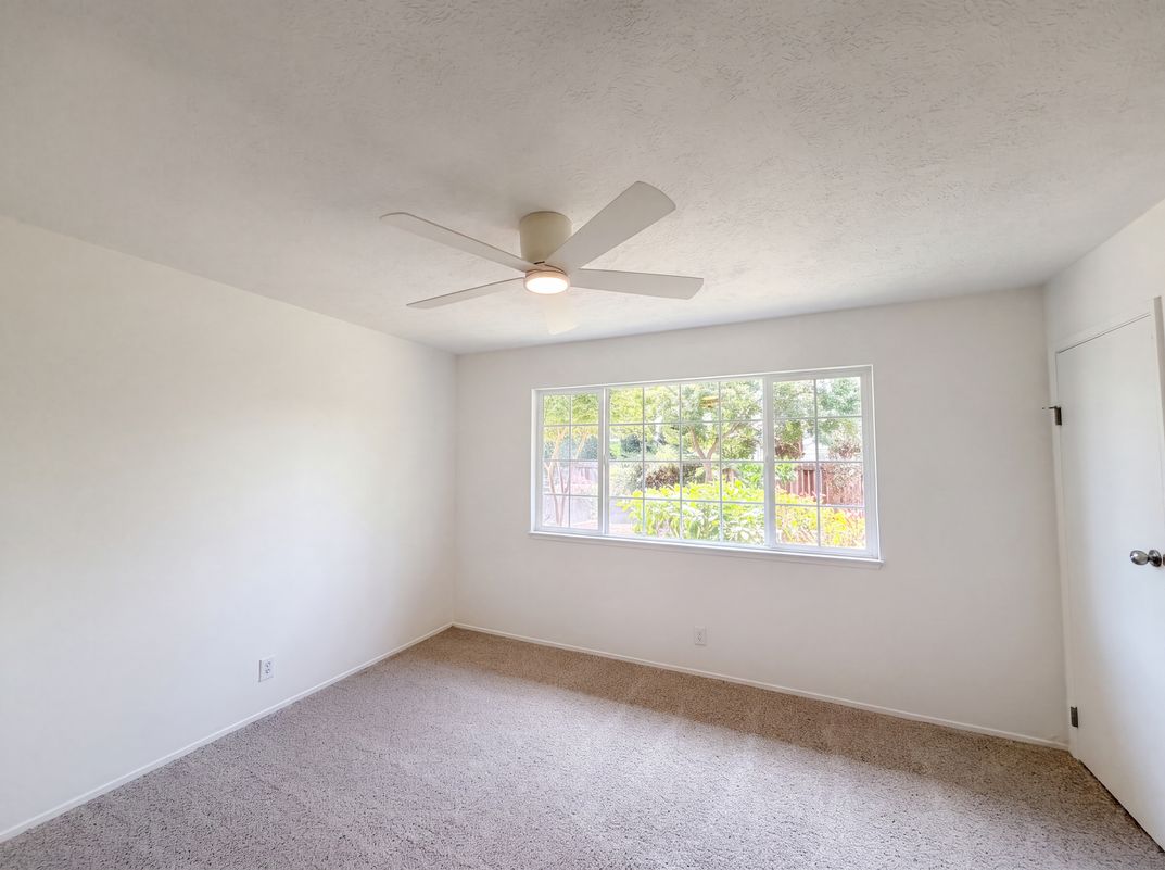 Photo 21 of 41 of 7007 Ursa Pkwy, Sacramento, CA