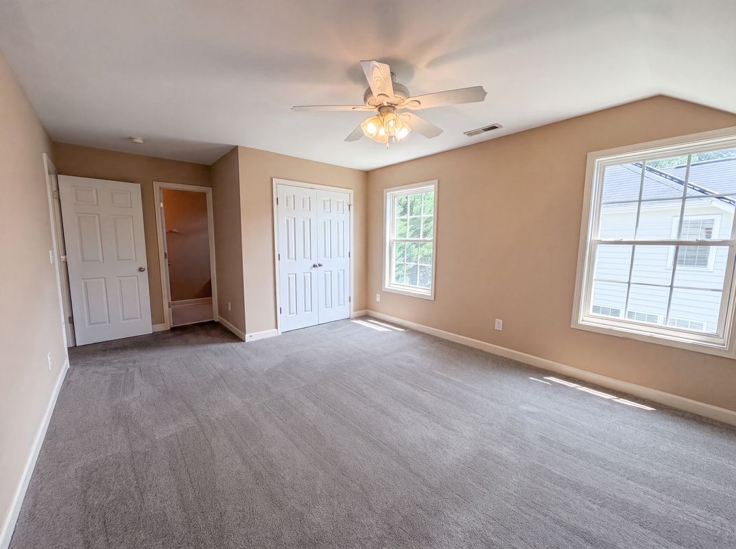 Photo 8 of 16 of 113 Vista Brooke Dr, Morrisville, NC