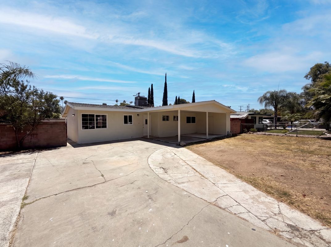 Property photo 1 of 5630 Dewey Ave