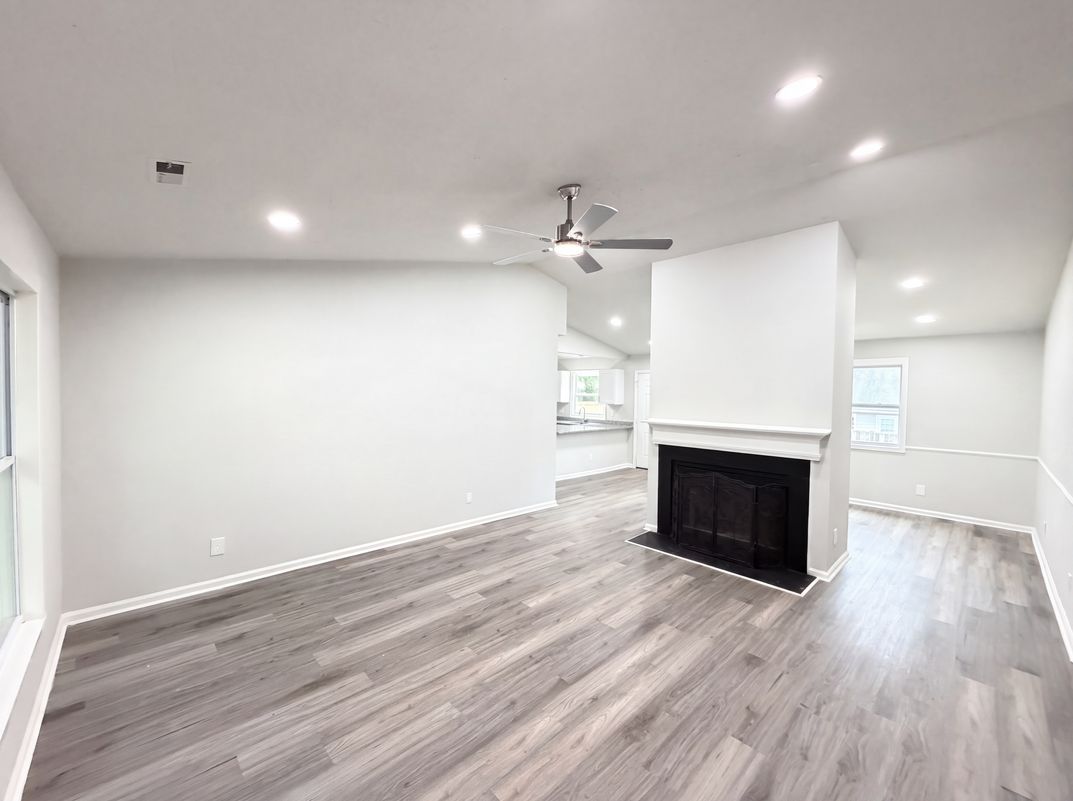 Photo 8 of 18 of 8822 Hunter Green Ln, Charlotte, NC