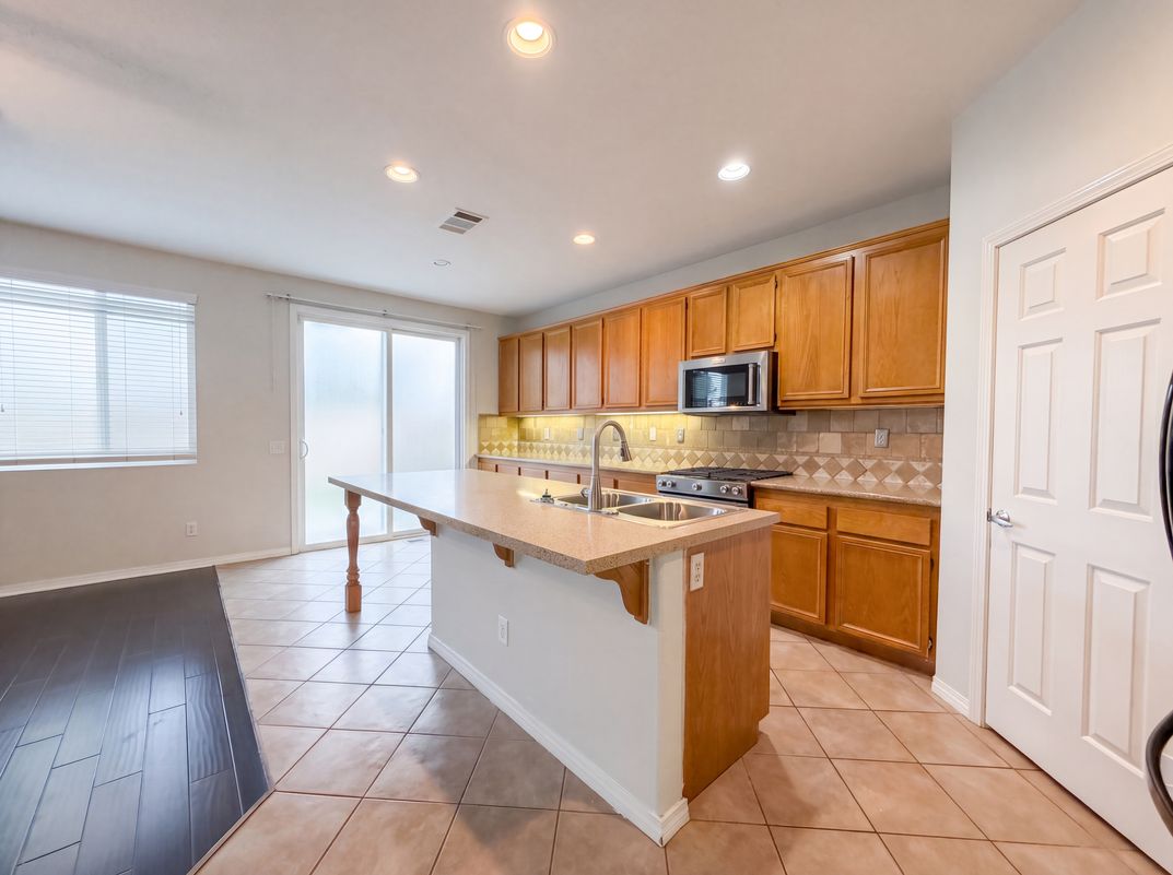 Photo 7 of 28 of 38408 Tranquila Ave, Murrieta, CA