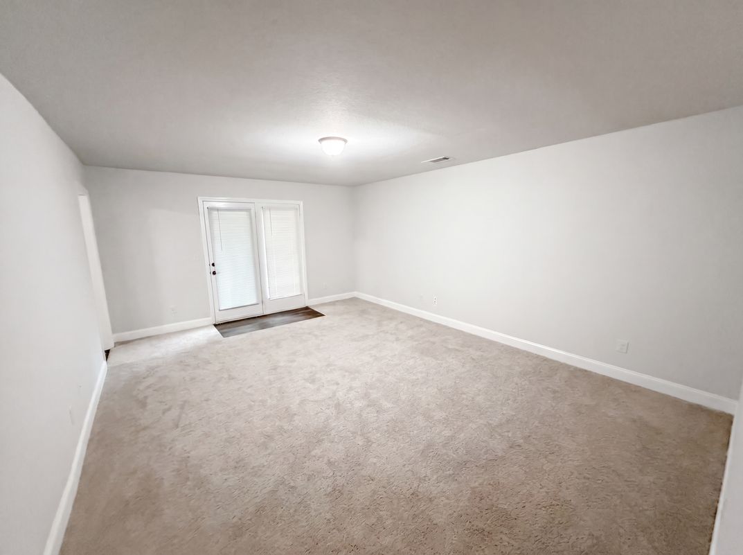 Photo 14 of 42 of 410 Redtail Rd, Jefferson, GA