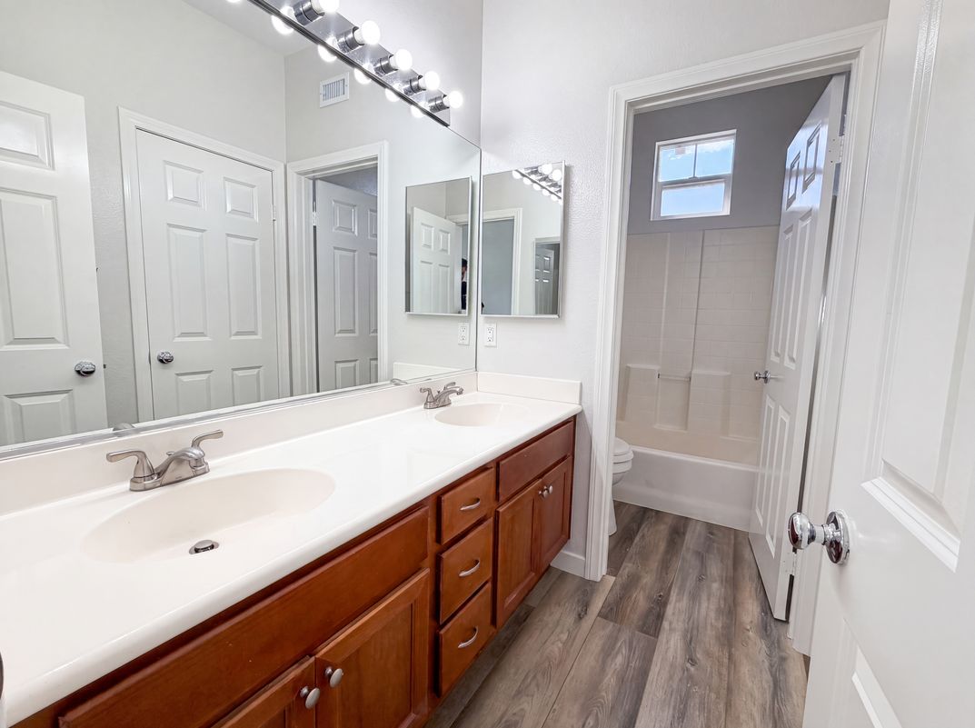 Photo 17 of 25 of 41534 King Palm Ave, Murrieta, CA