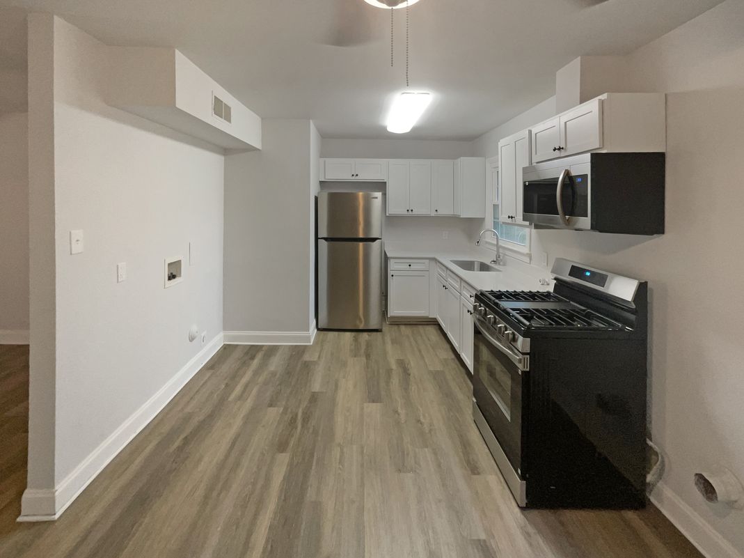Photo 2 of 17 of 4043 Larkspur Pl, Winston Salem, NC