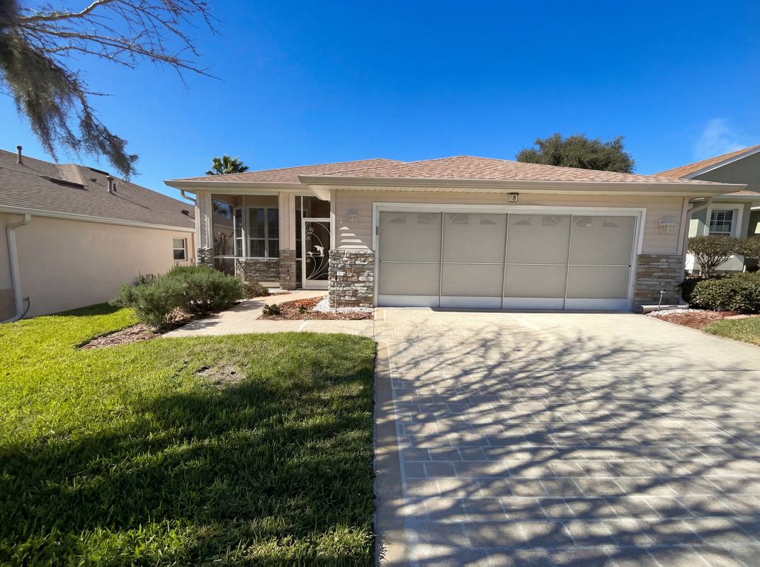 Photo 8 of 21 of 5928 Brittania Blvd, Tavares, FL