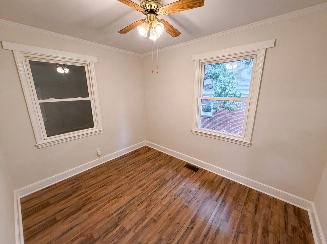 Photo 17 of 23 of 1521 Herrin Ave, Charlotte, NC