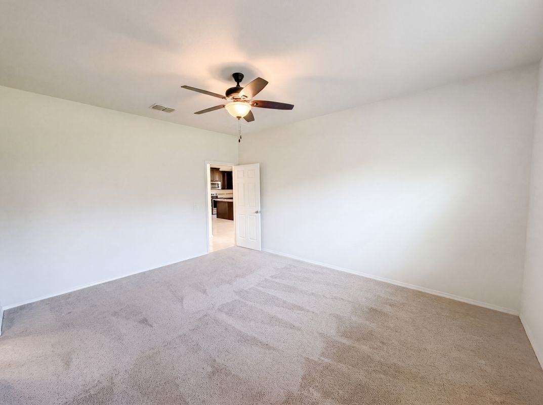 Photo 4 of 30 of 1857 Trillium Blvd, Brooksville, FL