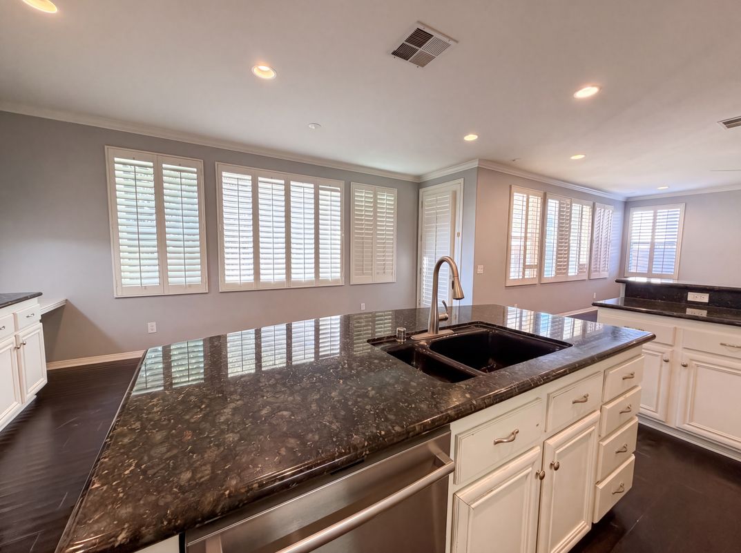 Photo 13 of 37 of 25701 Chestnut Way, Stevenson Ranch, CA