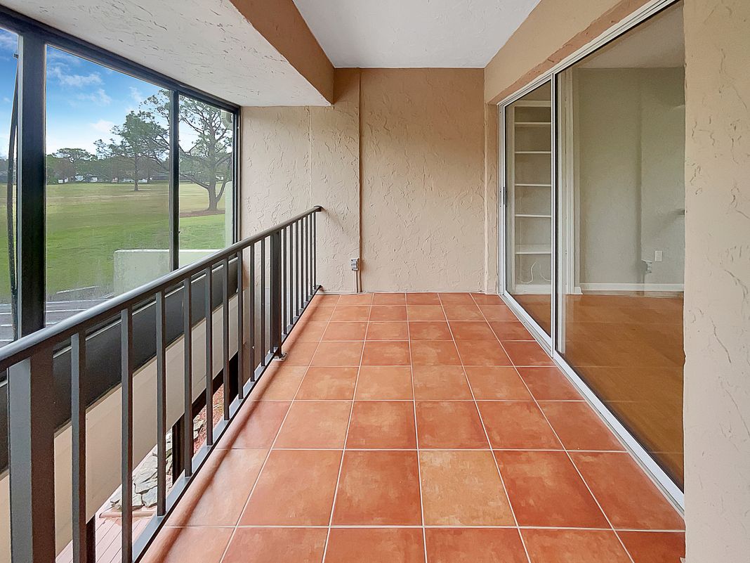 Photo 20 of 27 of 13516 Palmwood Ln, Tampa, FL