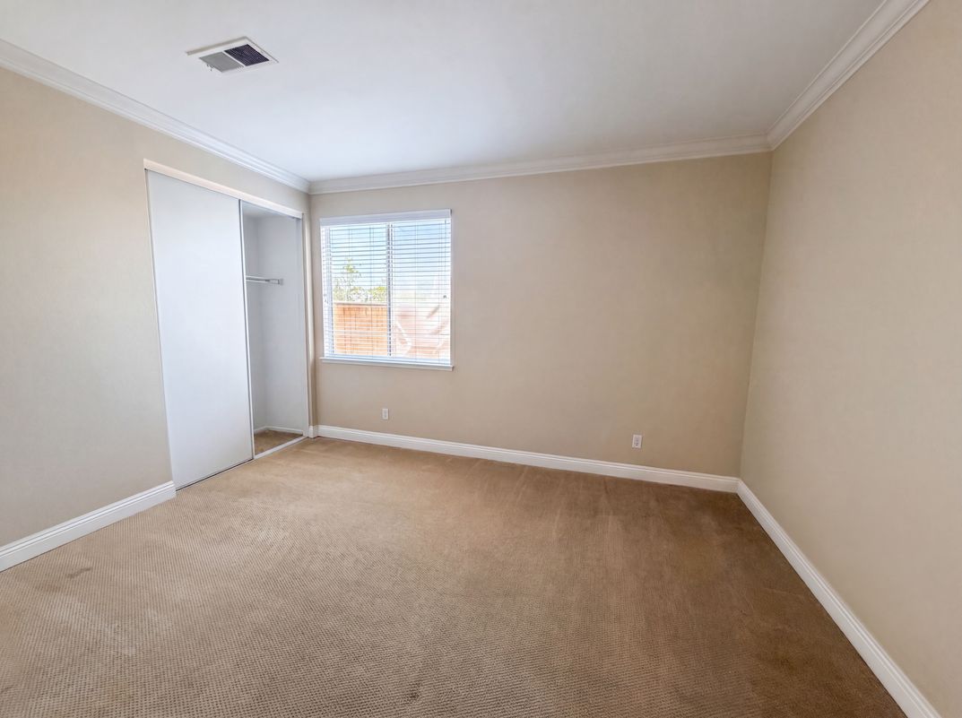 Photo 12 of 21 of 27801 Canyon Hills Way, Murrieta, CA