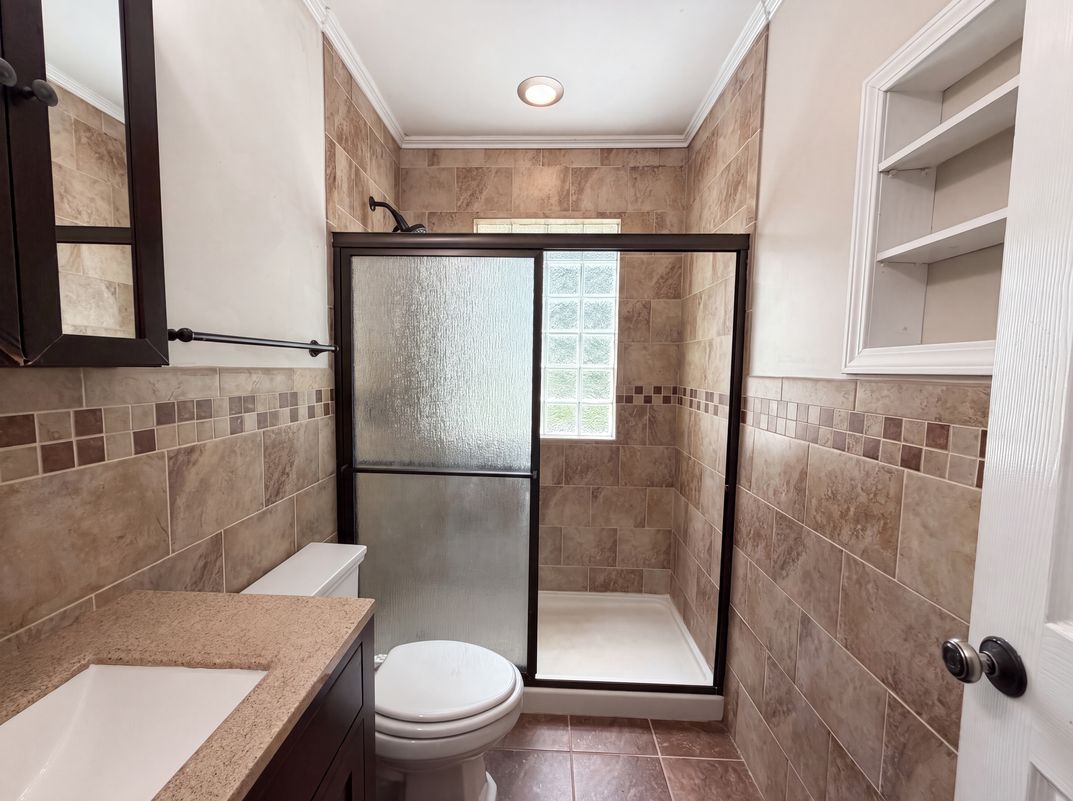 Photo 14 of 21 of 1773 Sylvan Rd SW, Atlanta, GA