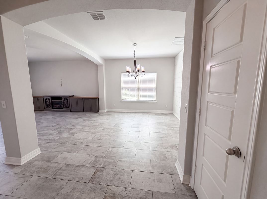 Photo 6 of 24 of 3513 Nuhn Way, New Braunfels, TX