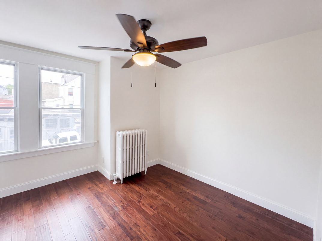Photo 4 of 21 of 1809 Wakeling St, Philadelphia, PA