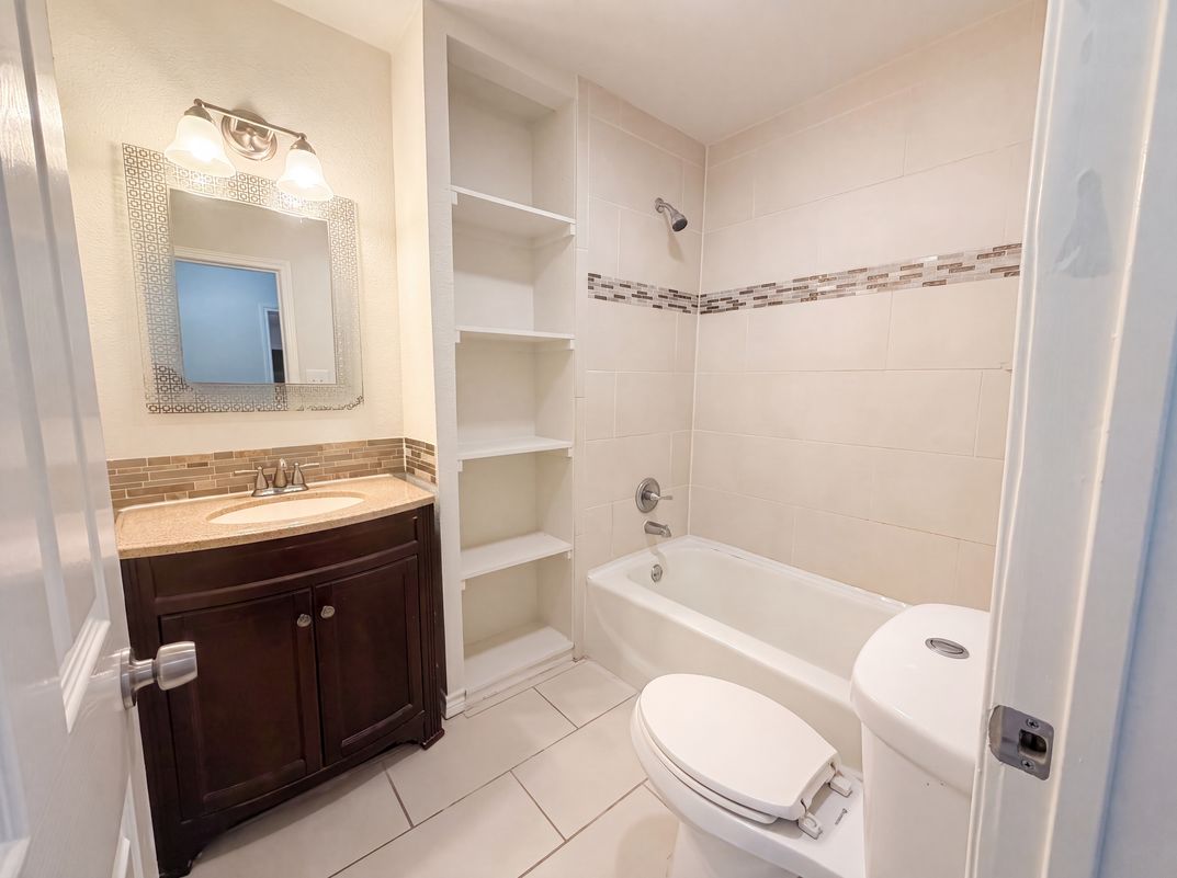Photo 12 of 18 of 10504 Ruidosa St, Austin, TX