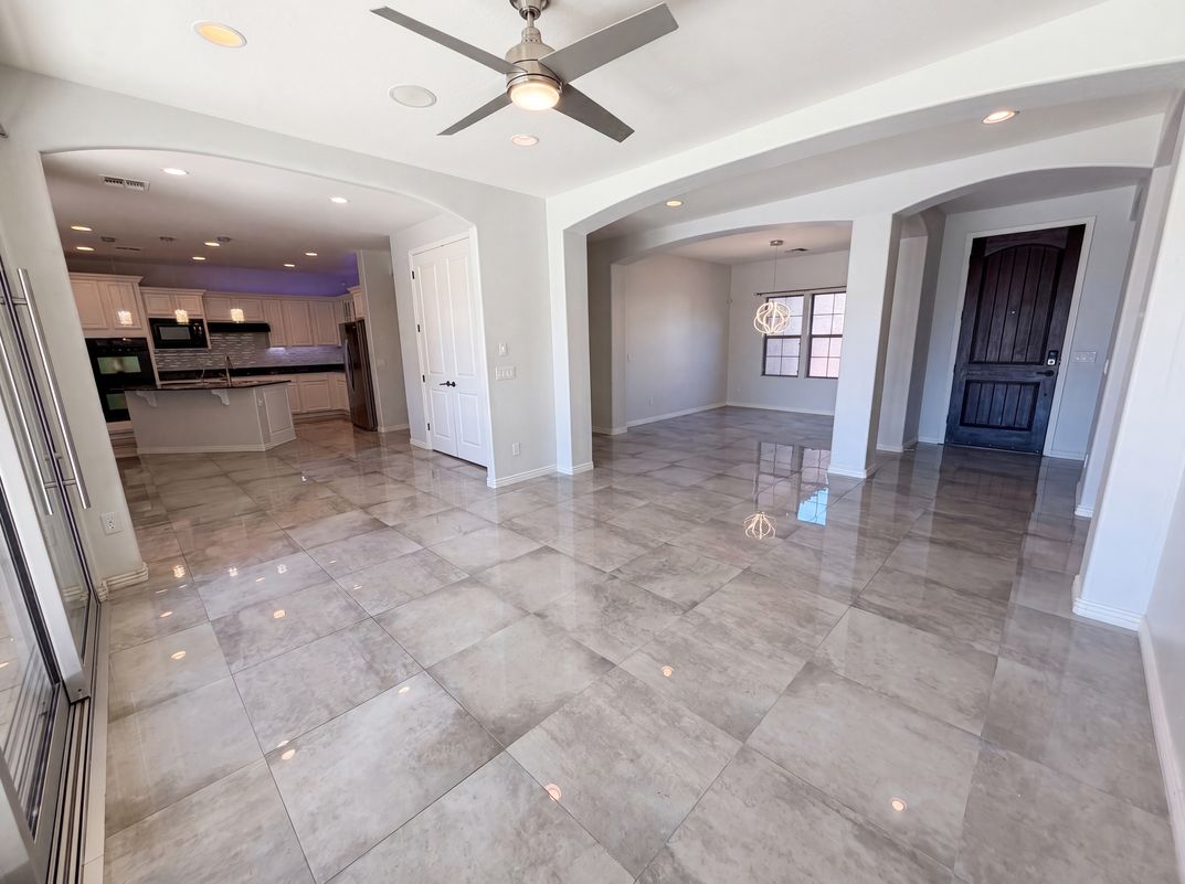 Photo 8 of 35 of 550 S Emerson St, Chandler, AZ