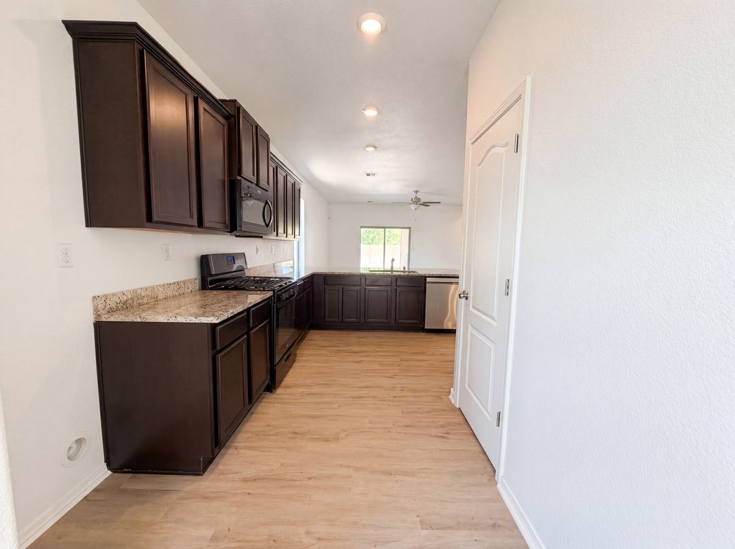 Photo 6 of 19 of 3504 Wild Horse Rd NE, Rio Rancho, NM