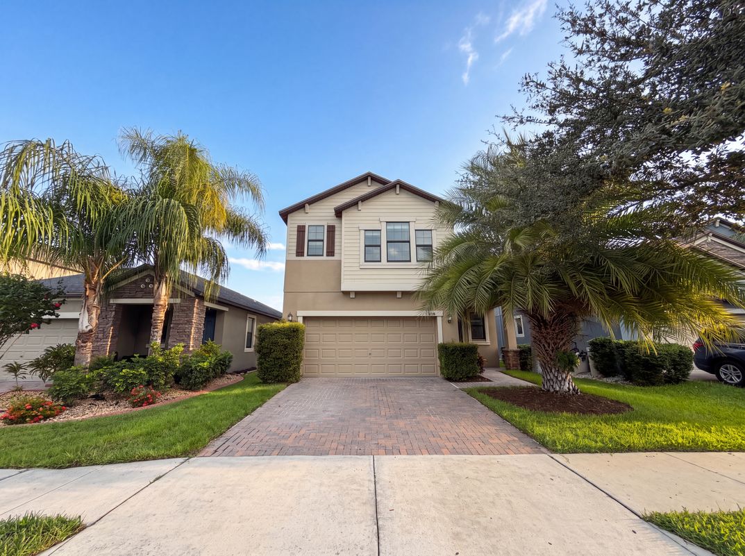 Photo 31 of 36 of 9709 Ivory Dr, Sun City Center, FL