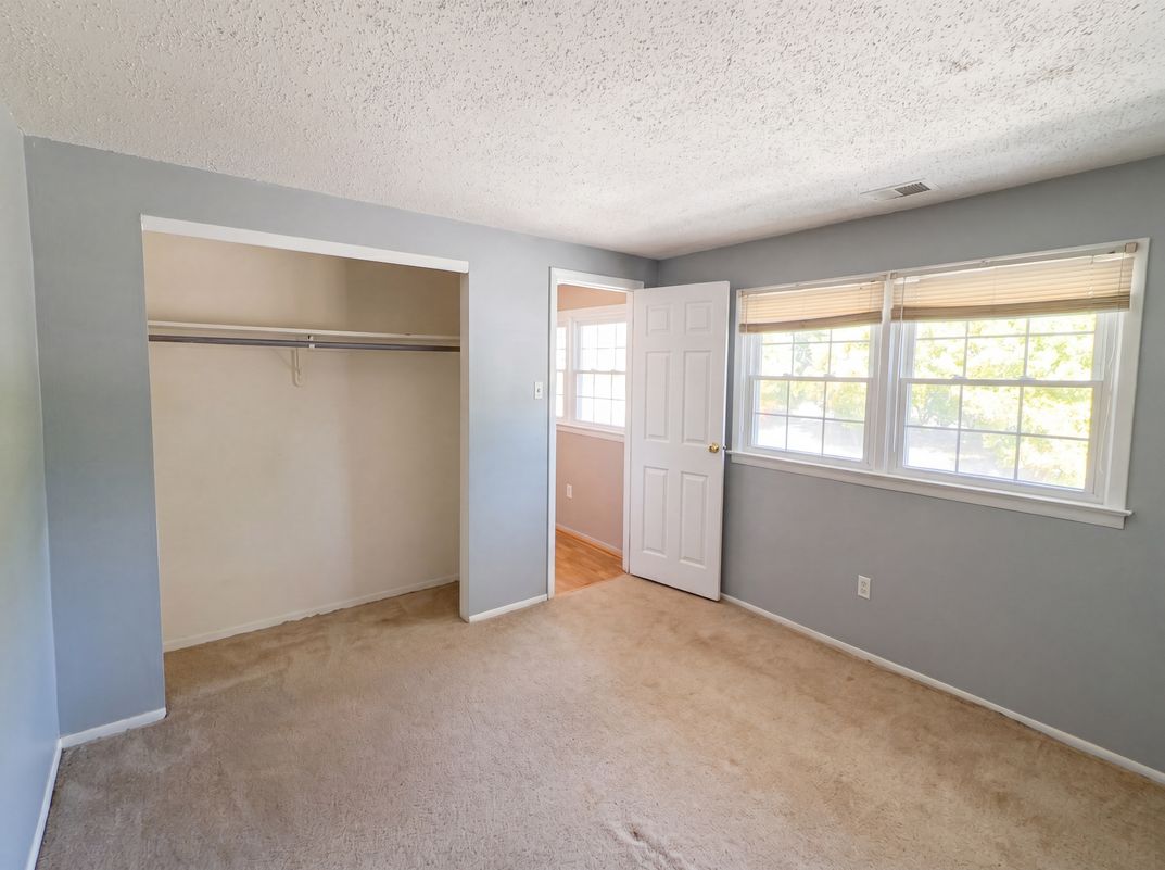 Photo 9 of 25 of 24 Hogan Ct, Little Egg Harbor , NJ