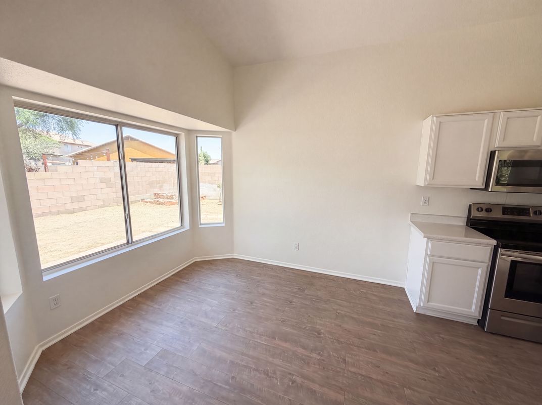 Photo 8 of 18 of 9103 N Palm Brook Dr, Tucson, AZ