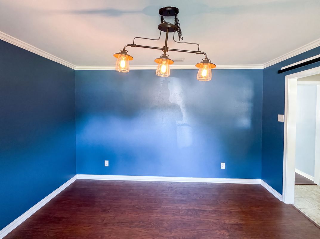 Photo 6 of 16 of 1115 N Waterview Dr, Richardson, TX
