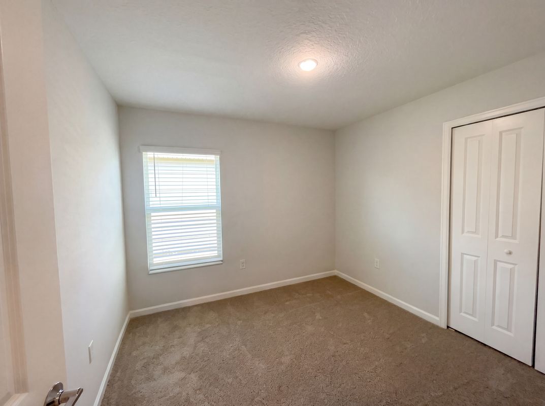 Photo 12 of 24 of 4322 Sunny Creek Pl, Kissimmee, FL