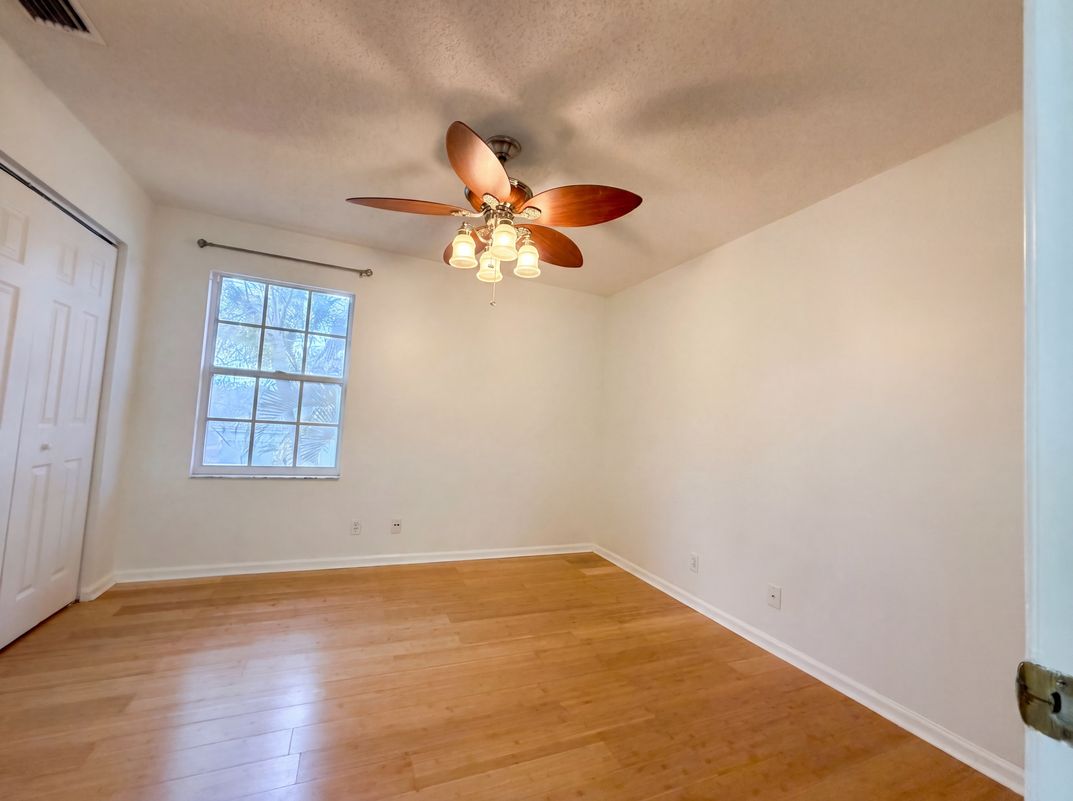 Photo 17 of 29 of 1848 Capeside Cir, Wellington, FL